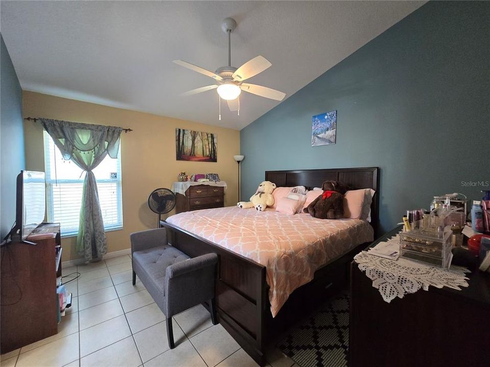 For Sale: $279,900 (3 beds, 2 baths, 1110 Square Feet)