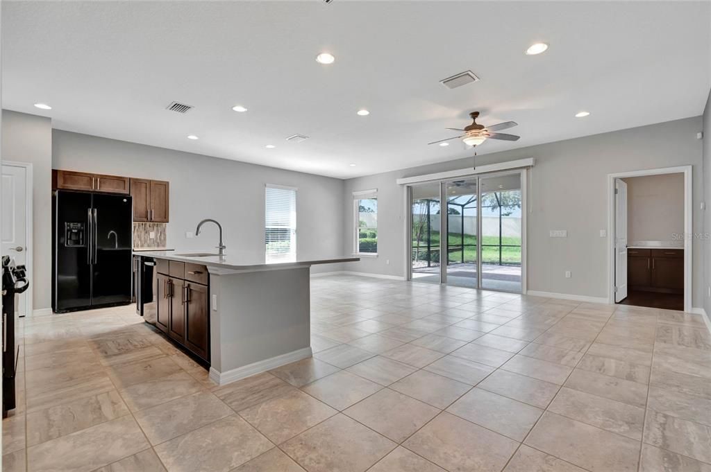 Kitchen-Living room combo