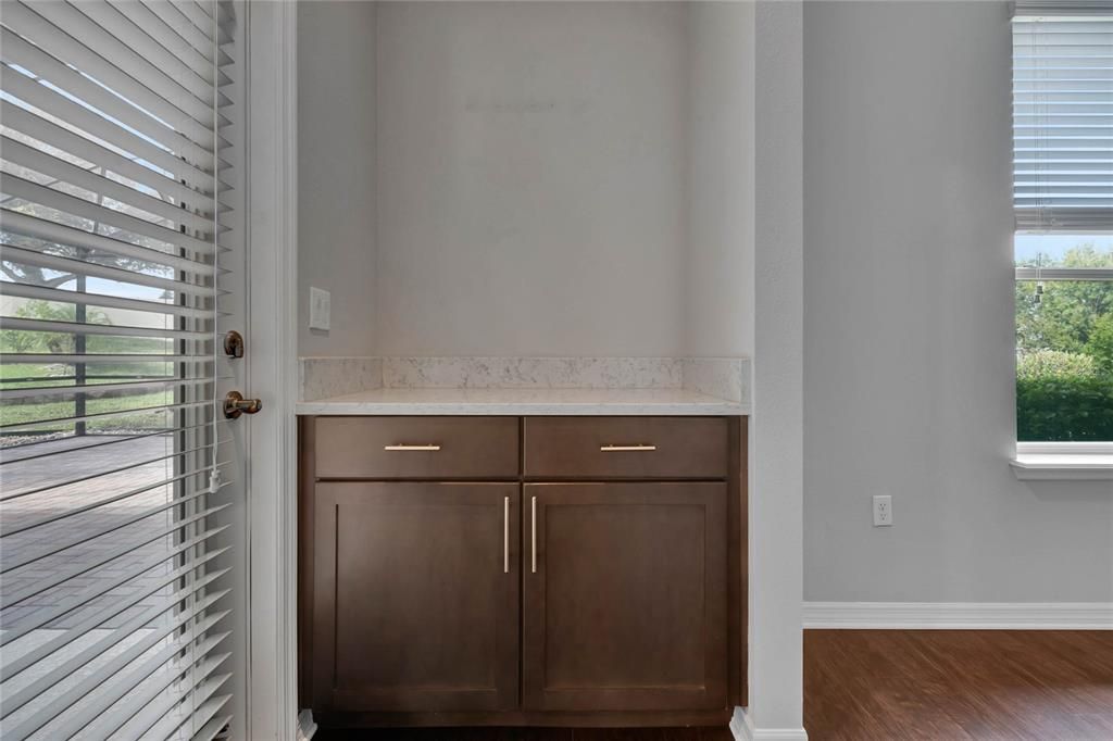 Entry additional cabinets/vanity