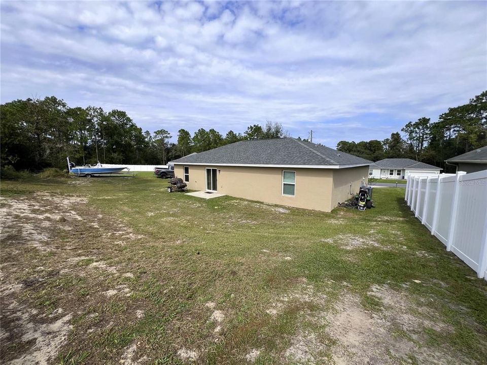 For Sale: $254,900 (3 beds, 2 baths, 1339 Square Feet)