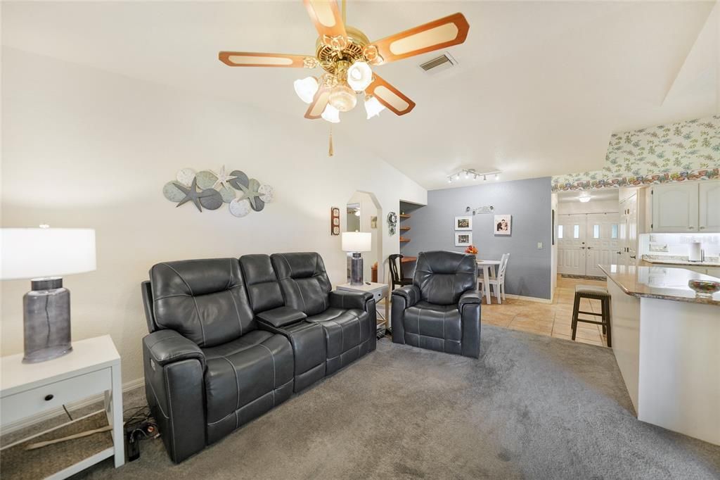 For Sale: $319,900 (3 beds, 2 baths, 2106 Square Feet)