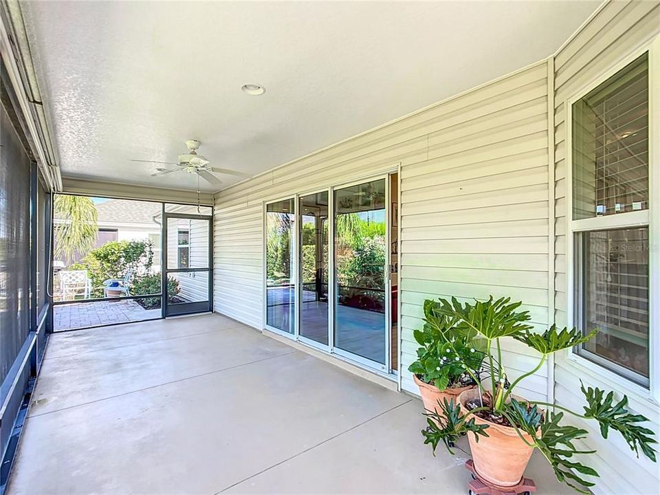 For Sale: $439,000 (3 beds, 2 baths, 1752 Square Feet)