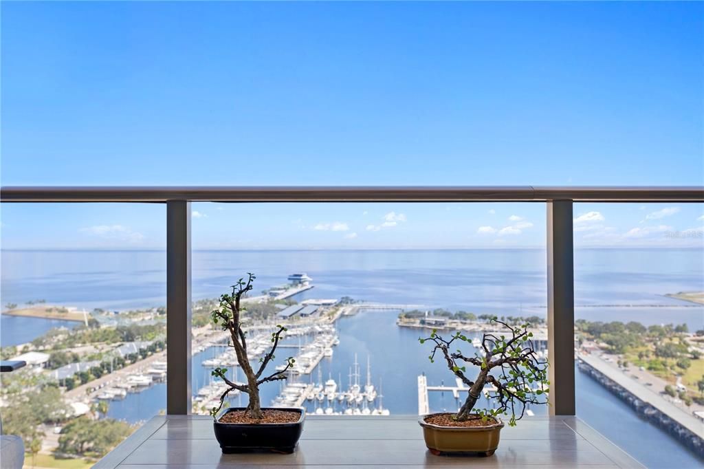 For Sale: $1,950,000 (2 beds, 2 baths, 1522 Square Feet)