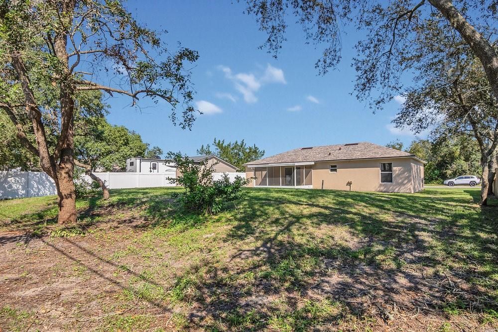 For Sale: $299,000 (3 beds, 2 baths, 1204 Square Feet)