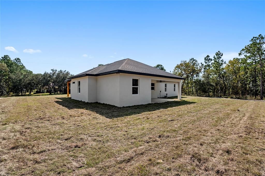 For Sale: $499,900 (4 beds, 2 baths, 2073 Square Feet)