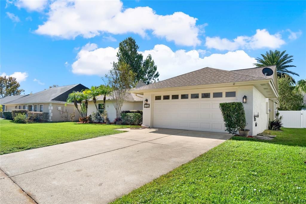 For Sale: $450,000 (3 beds, 2 baths, 1753 Square Feet)