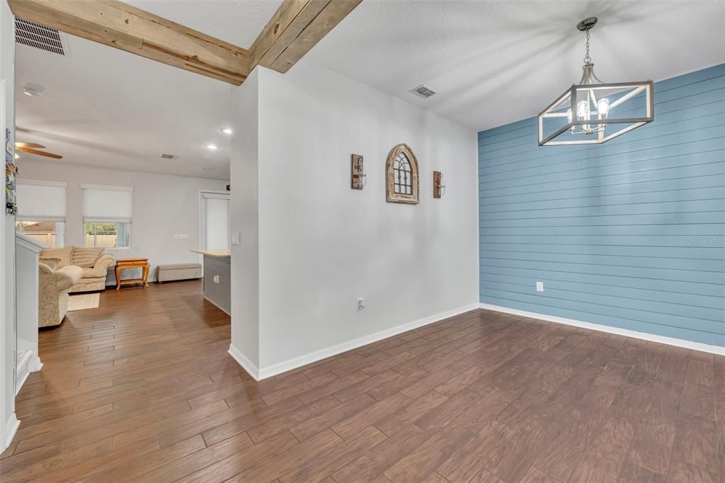 Beautifully updated dining area!