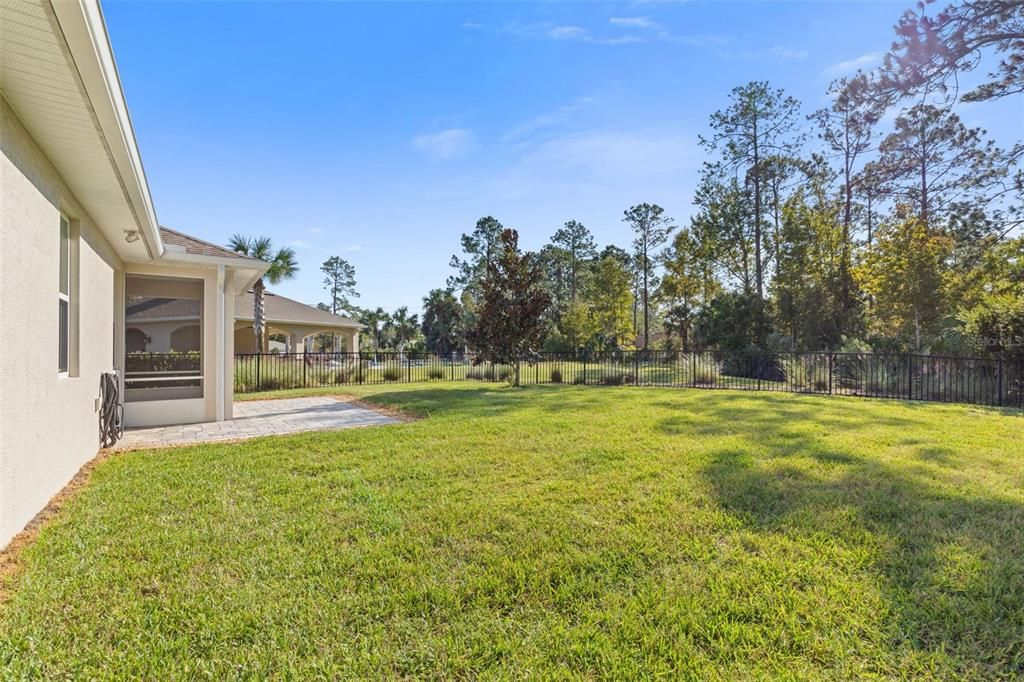 For Sale: $412,000 (3 beds, 2 baths, 2071 Square Feet)