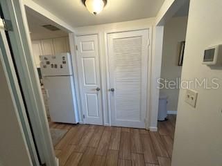 For Sale: $89,900 (1 beds, 1 baths, 585 Square Feet)