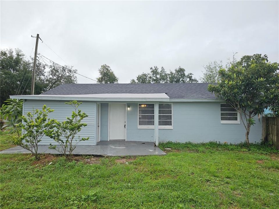 For Sale: $211,000 (3 beds, 1 baths, 700 Square Feet)