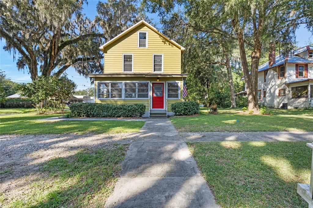 For Sale: $500,000 (3 beds, 2 baths, 1776 Square Feet)