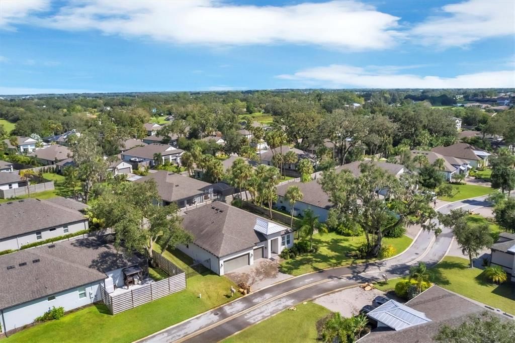 Active With Contract: $740,000 (4 beds, 3 baths, 2314 Square Feet)