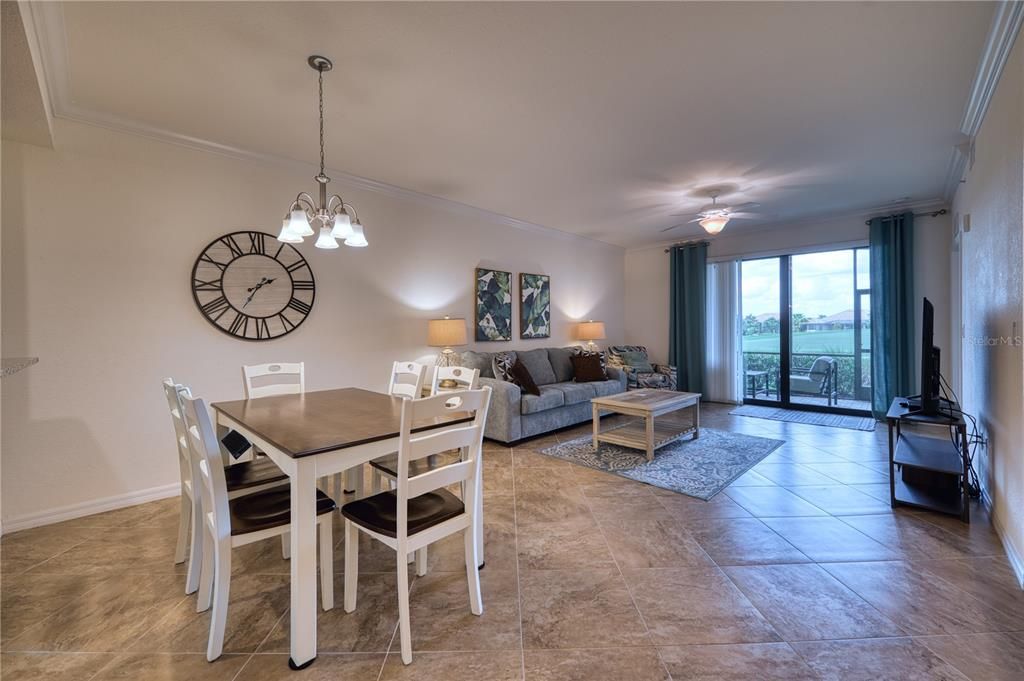 For Sale: $434,499 (2 beds, 2 baths, 1329 Square Feet)