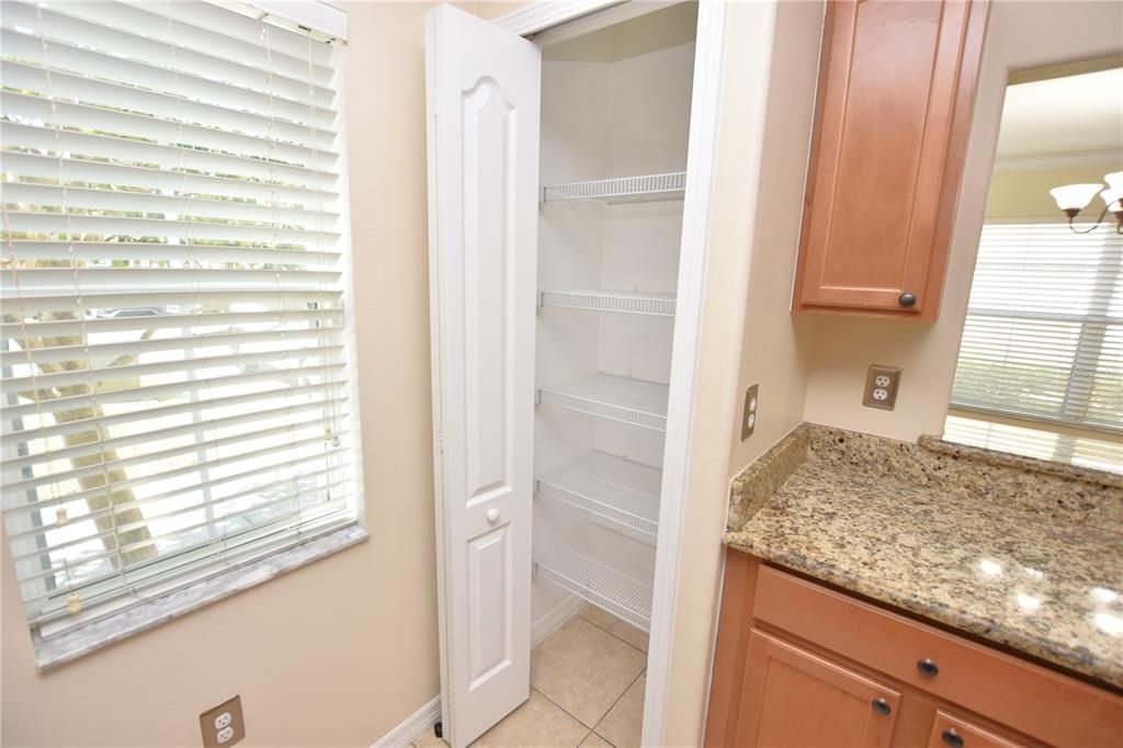 Active With Contract: $1,650 (3 beds, 2 baths, 1371 Square Feet)