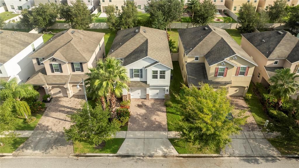 For Sale: $525,000 (3 beds, 2 baths, 2328 Square Feet)