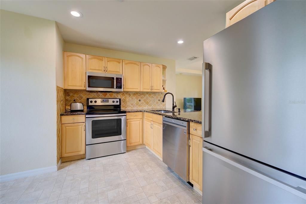 For Sale: $265,000 (3 beds, 2 baths, 1368 Square Feet)