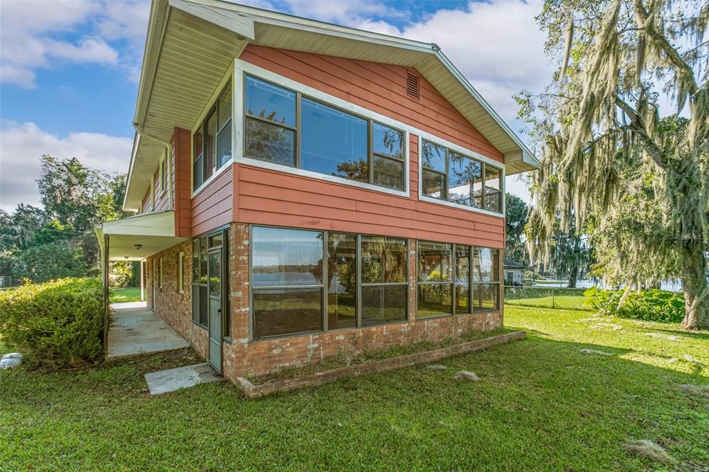 For Sale: $599,000 (3 beds, 2 baths, 1968 Square Feet)