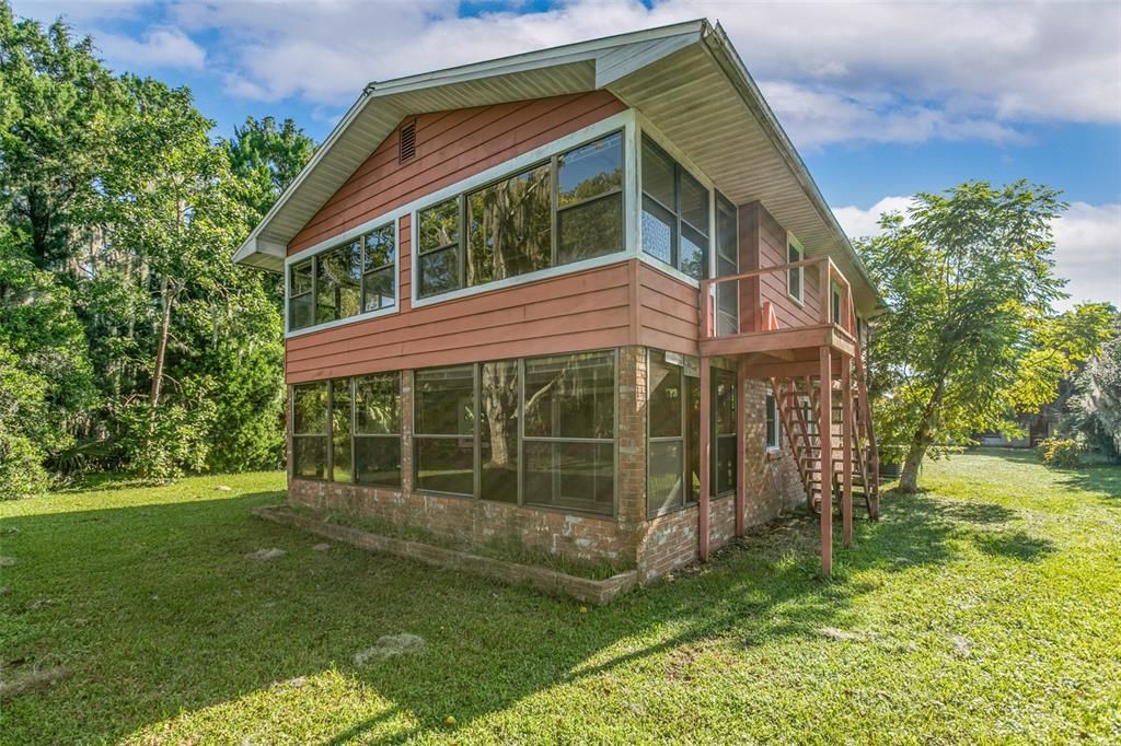 For Sale: $599,000 (3 beds, 2 baths, 1968 Square Feet)