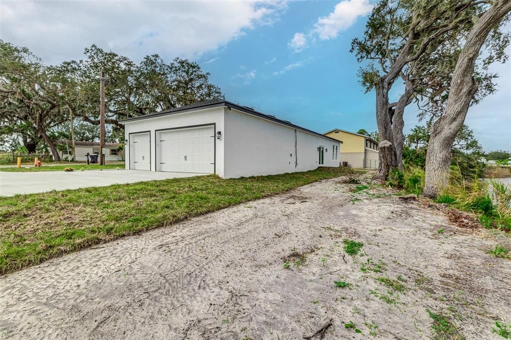 For Sale: $450,000 (3 beds, 2 baths, 1703 Square Feet)