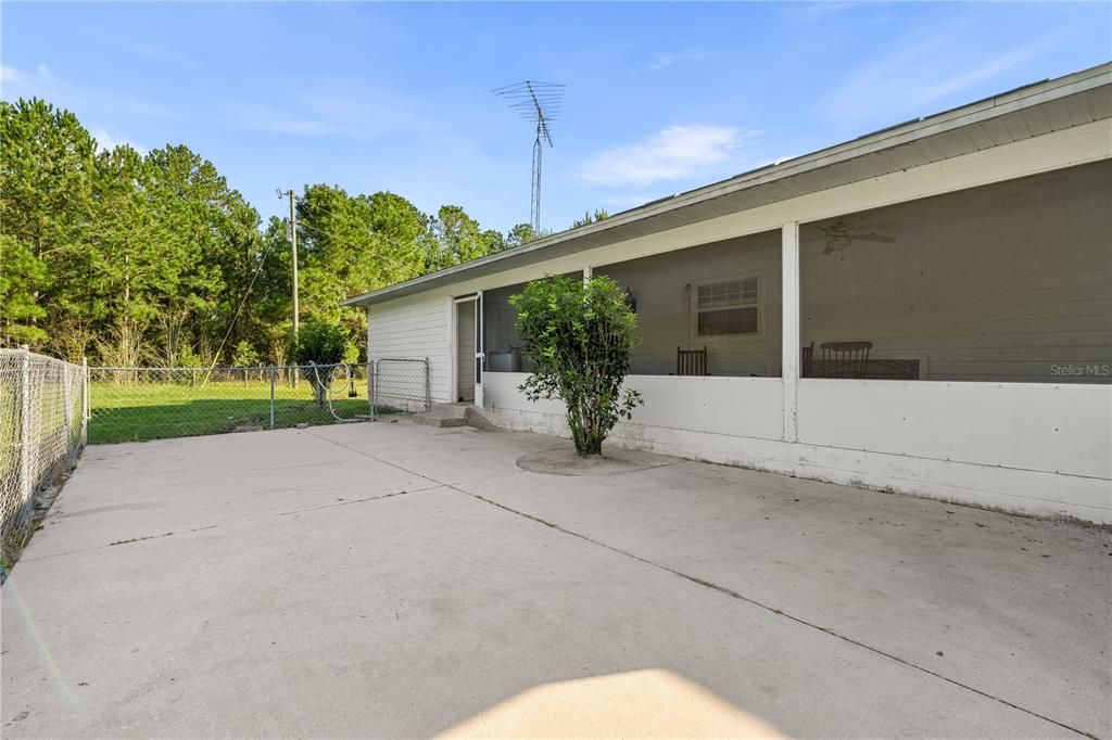 For Sale: $499,000 (3 beds, 2 baths, 1728 Square Feet)