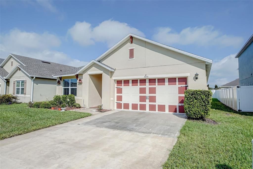 For Sale: $425,000 (3 beds, 2 baths, 1716 Square Feet)