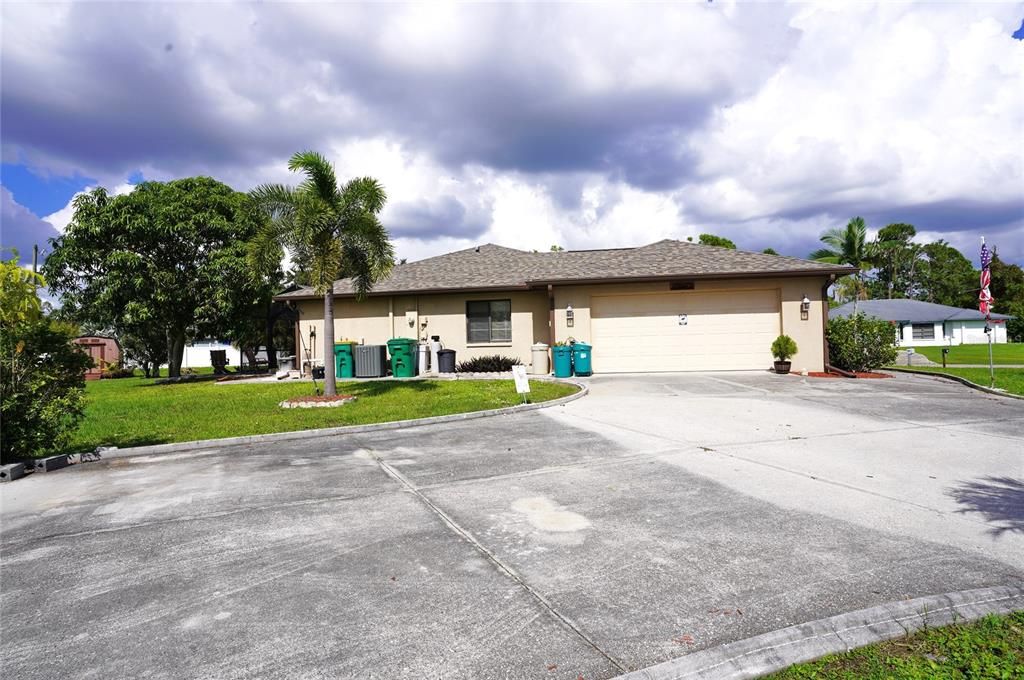 For Sale: $399,000 (3 beds, 2 baths, 1534 Square Feet)