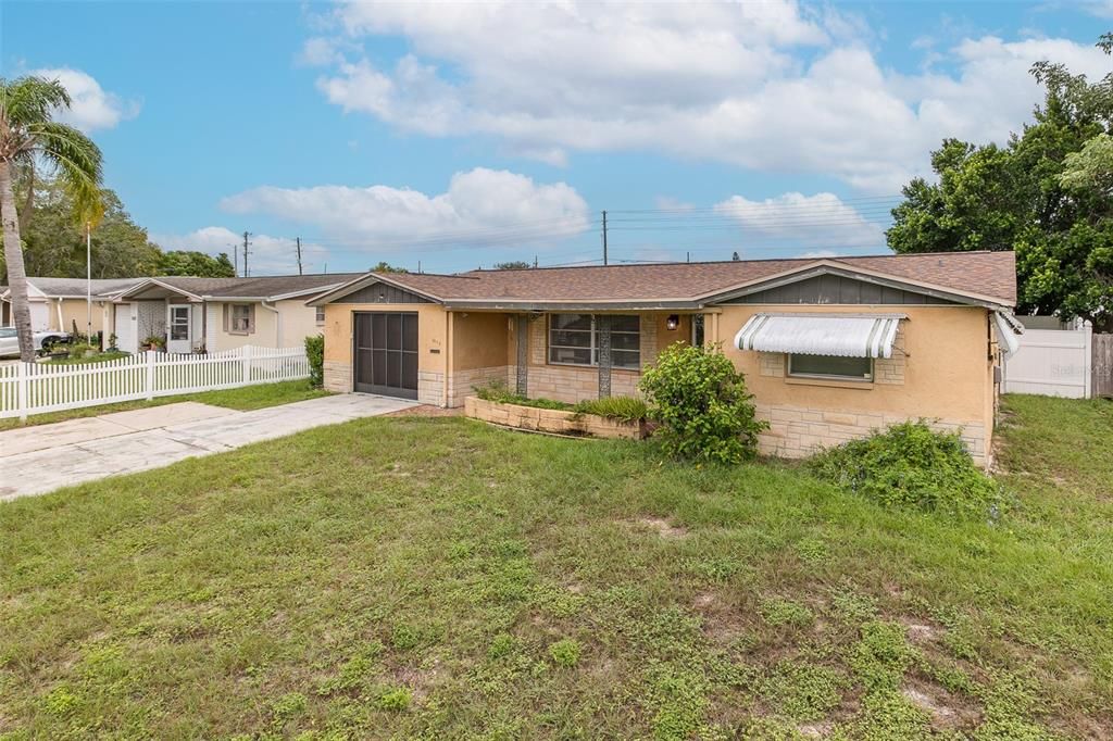 For Sale: $263,000 (3 beds, 2 baths, 1363 Square Feet)