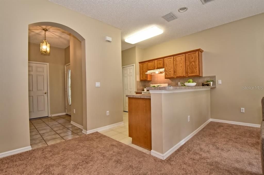 For Rent: $1,725 (2 beds, 2 baths, 1252 Square Feet)