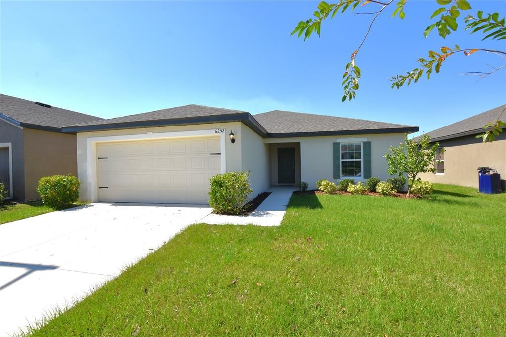 Recently Rented: $2,060 (4 beds, 2 baths, 1600 Square Feet)