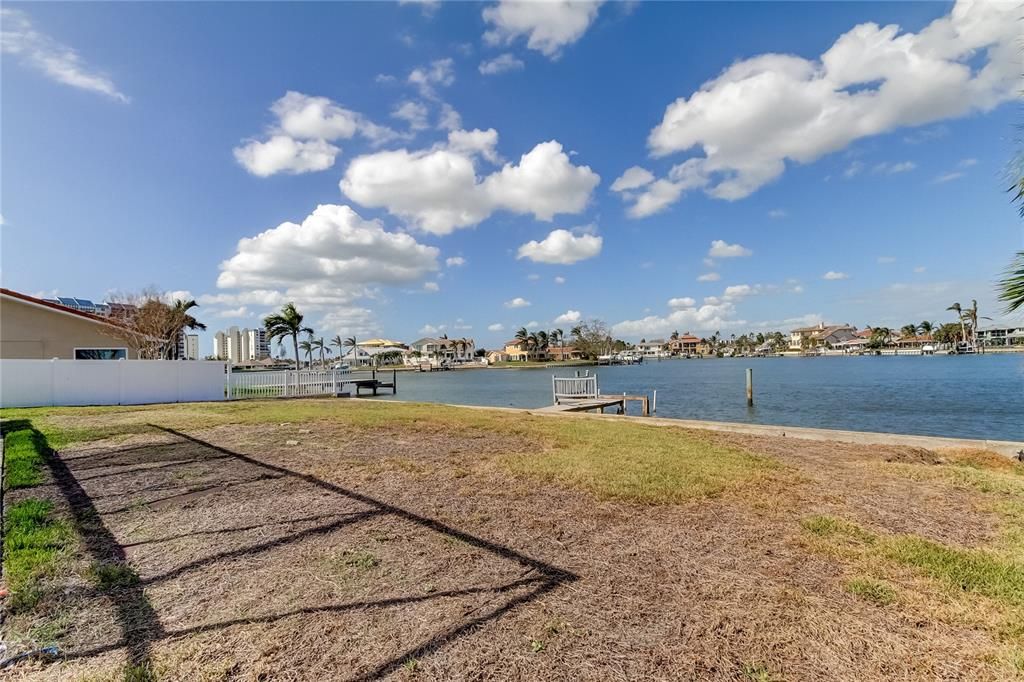 For Sale: $1,250,000 (3 beds, 2 baths, 1940 Square Feet)