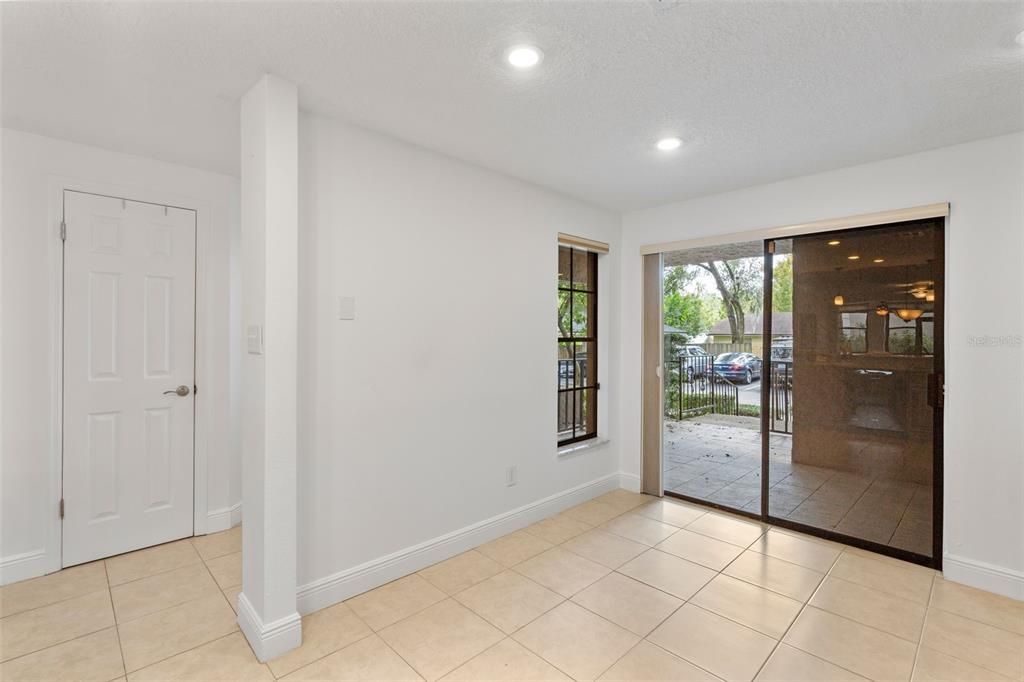 For Sale: $335,000 (2 beds, 2 baths, 1646 Square Feet)