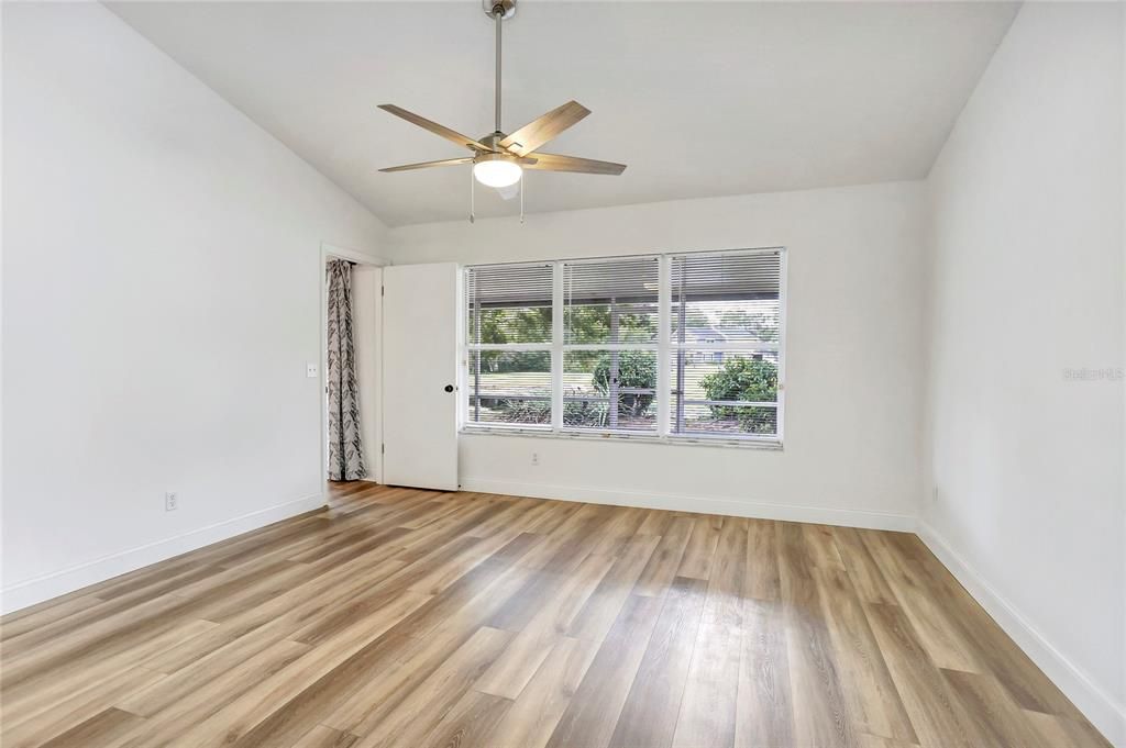 For Sale: $384,000 (3 beds, 2 baths, 1301 Square Feet)