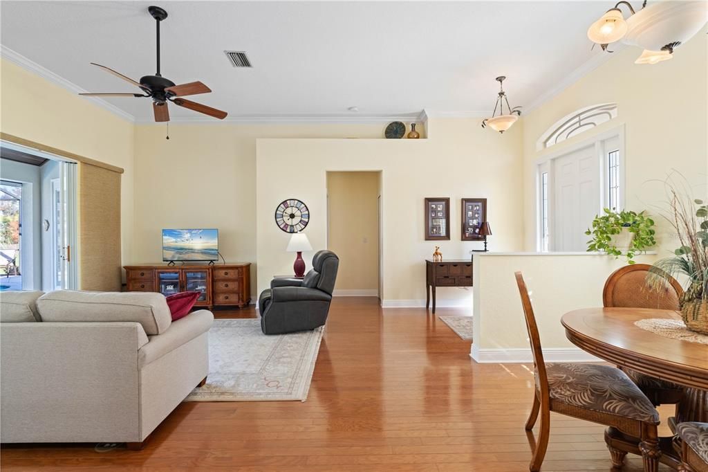 For Sale: $439,900 (3 beds, 2 baths, 1810 Square Feet)