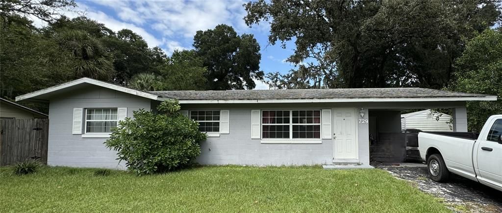 Active With Contract: $190,000 (3 beds, 1 baths, 1470 Square Feet)