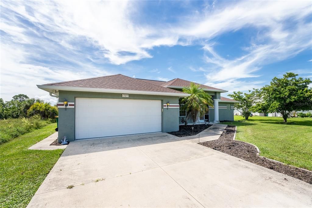 For Sale: $514,900 (3 beds, 2 baths, 2123 Square Feet)