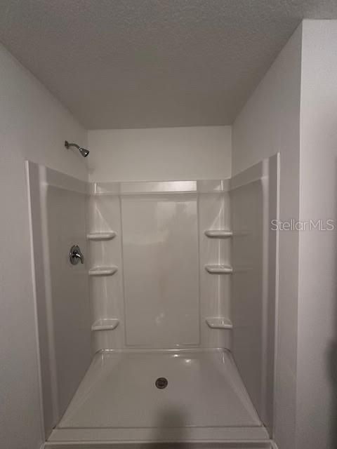 For Rent: $1,700 (3 beds, 2 baths, 1722 Square Feet)