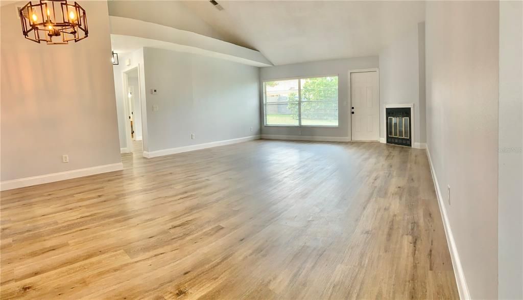 Living Room and Dinette combo