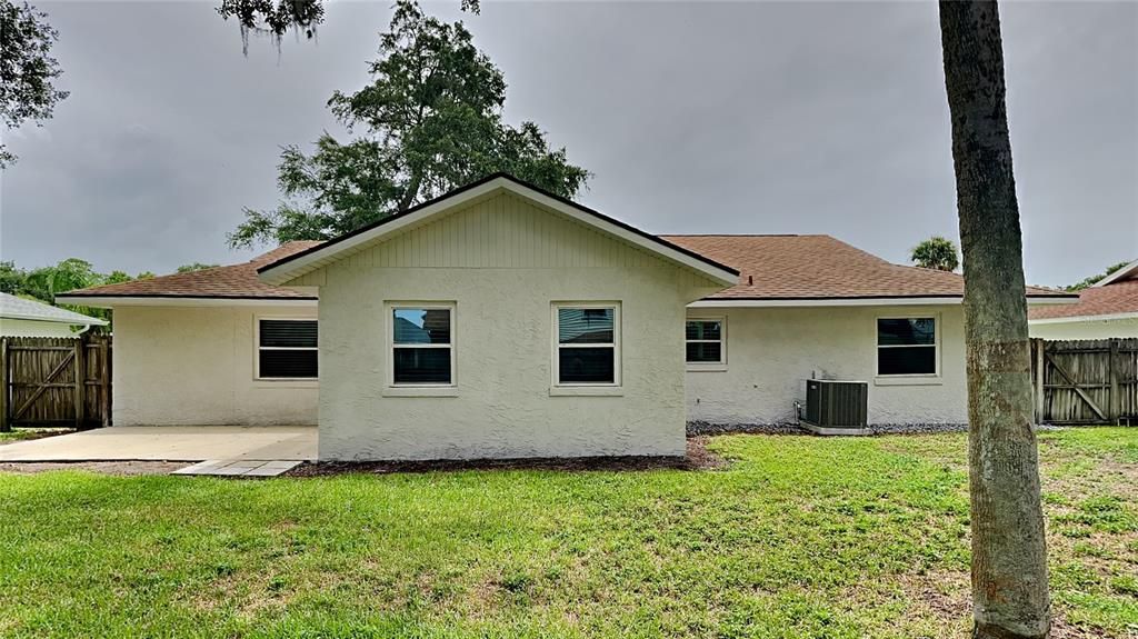 For Sale: $329,900 (3 beds, 2 baths, 1574 Square Feet)