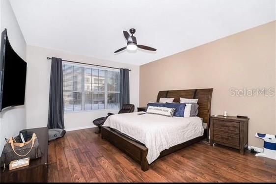 For Sale: $360,000 (2 beds, 2 baths, 1962 Square Feet)