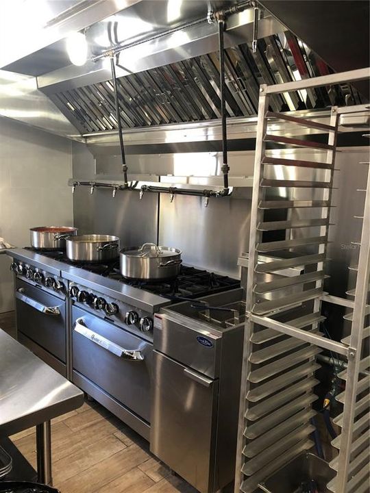 Hood, Gas Range, Fryers Racks Ovens