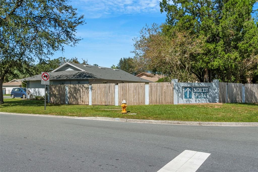 For Sale: $330,000 (3 beds, 2 baths, 1294 Square Feet)