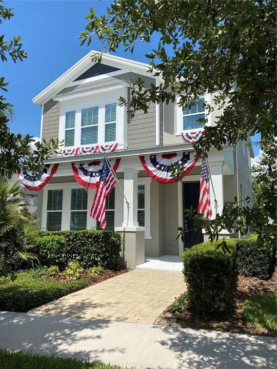 What your home could look like during the 4th of July! Bunting conveys!!