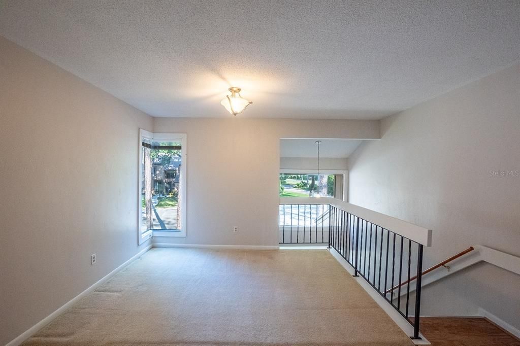 For Sale: $229,900 (2 beds, 2 baths, 1177 Square Feet)