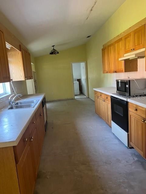 For Sale: $192,000 (2 beds, 2 baths, 1445 Square Feet)