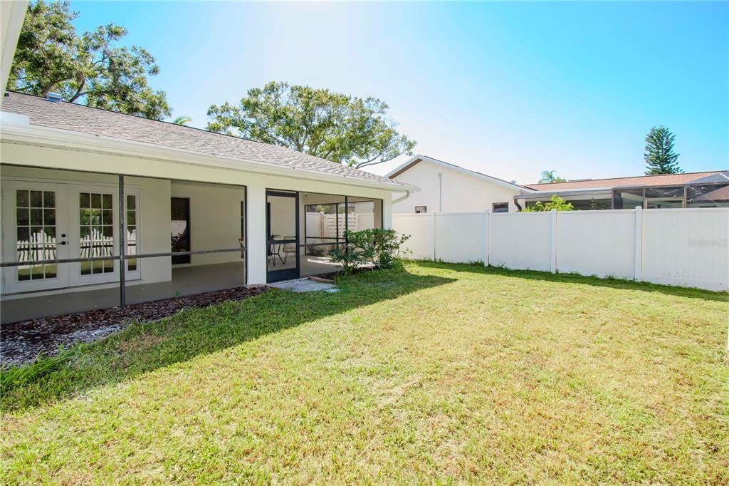 Active With Contract: $639,900 (4 beds, 2 baths, 2308 Square Feet)