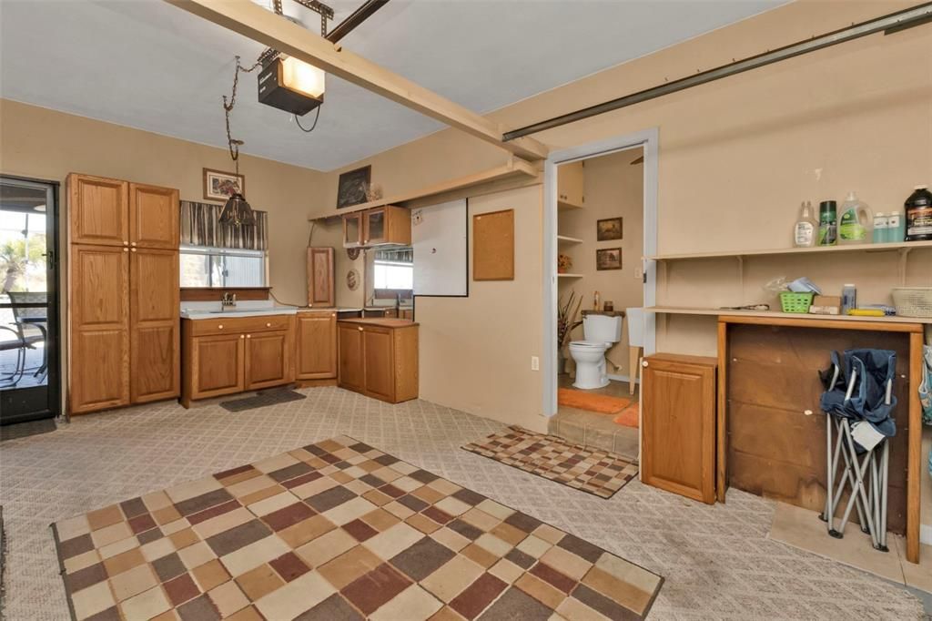 For Sale: $310,000 (2 beds, 2 baths, 1559 Square Feet)