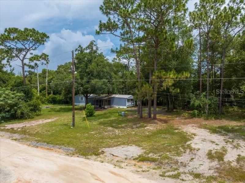 На продажу: $310,000 (2.63 acres)