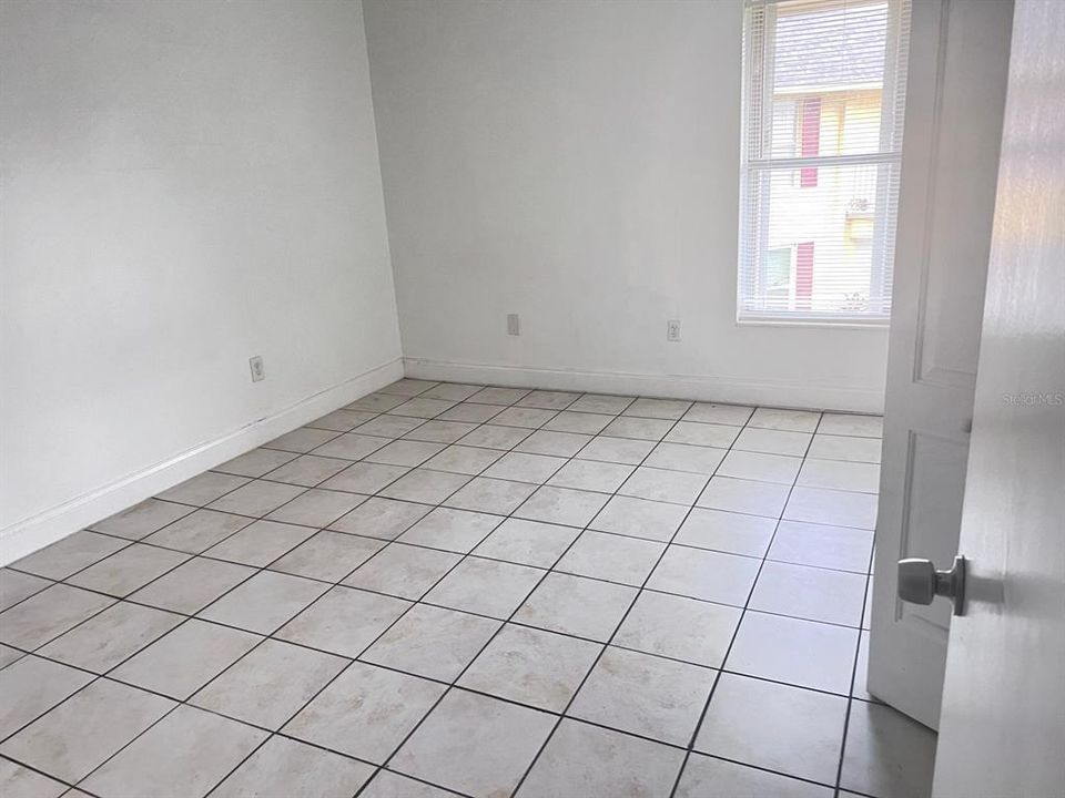 For Rent: $1,750 (2 beds, 2 baths, 895 Square Feet)