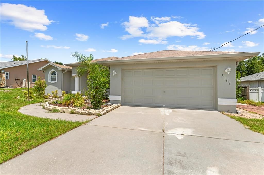 For Sale: $364,900 (3 beds, 2 baths, 1875 Square Feet)