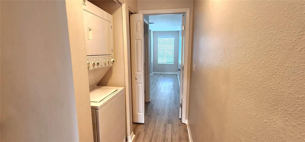 For Rent: $2,000 (2 beds, 2 baths, 1396 Square Feet)